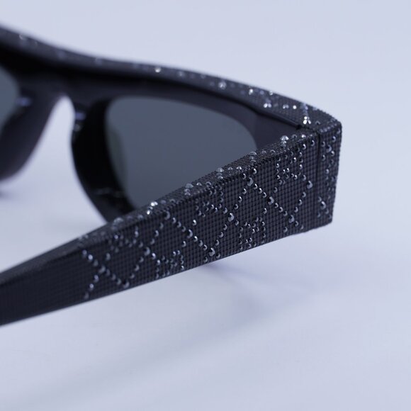 Gucci GG1779S 010 Sunglasses Black with Metal Stud Detail Cat Eye Frame main image 4